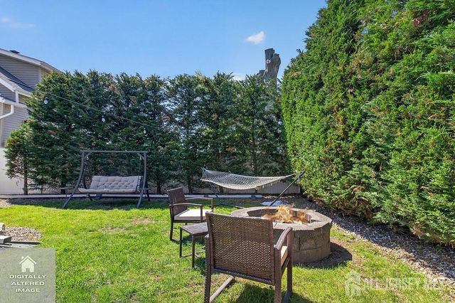 49 S 2nd Street S, Fords, NJ 08863