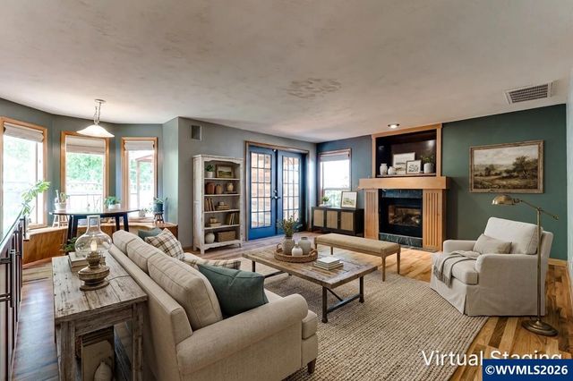 1528 SW Birdie Dr, Corvallis, OR 97333