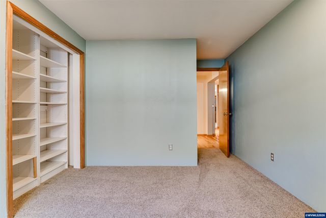 1528 SW Birdie Dr, Corvallis, OR 97333