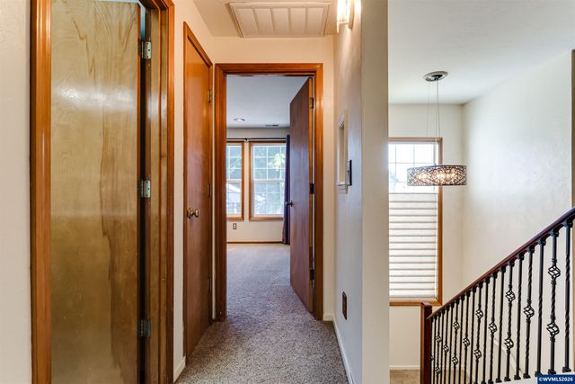1528 SW Birdie Dr, Corvallis, OR 97333