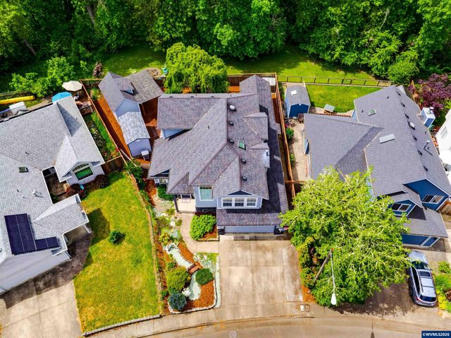 1528 SW Birdie Dr, Corvallis, OR 97333