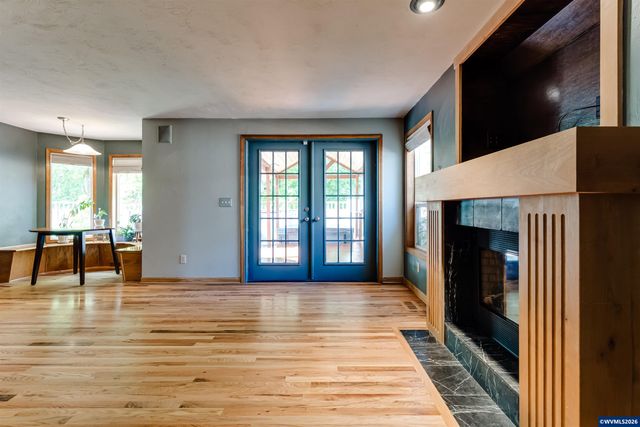 1528 SW Birdie Dr, Corvallis, OR 97333