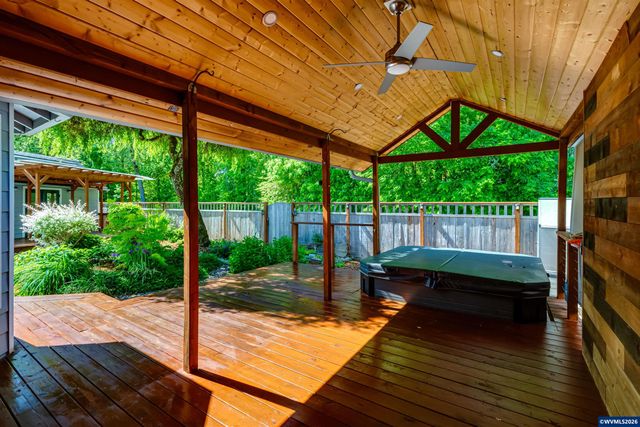 1528 SW Birdie Dr, Corvallis, OR 97333