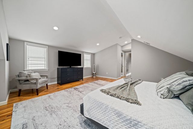 324 Mount Auburn St 2, Watertown, MA 02472