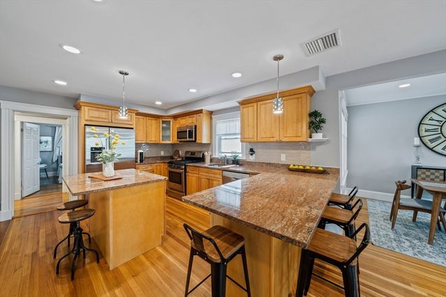 324 Mount Auburn St 2, Watertown, MA 02472