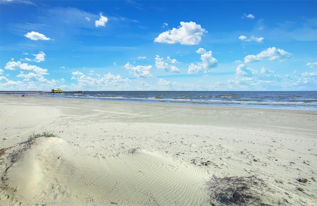 6300 Seawall Boulevard 3221, Galveston, TX 77551