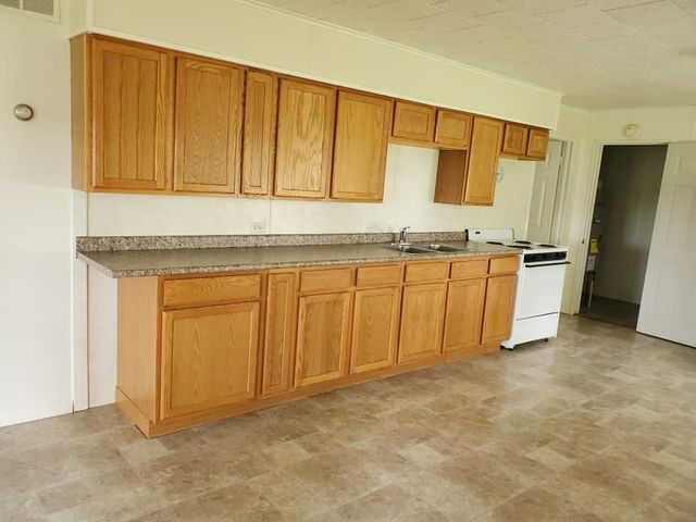 1960 S Winn Road, Deerfield Twp, MI 48858