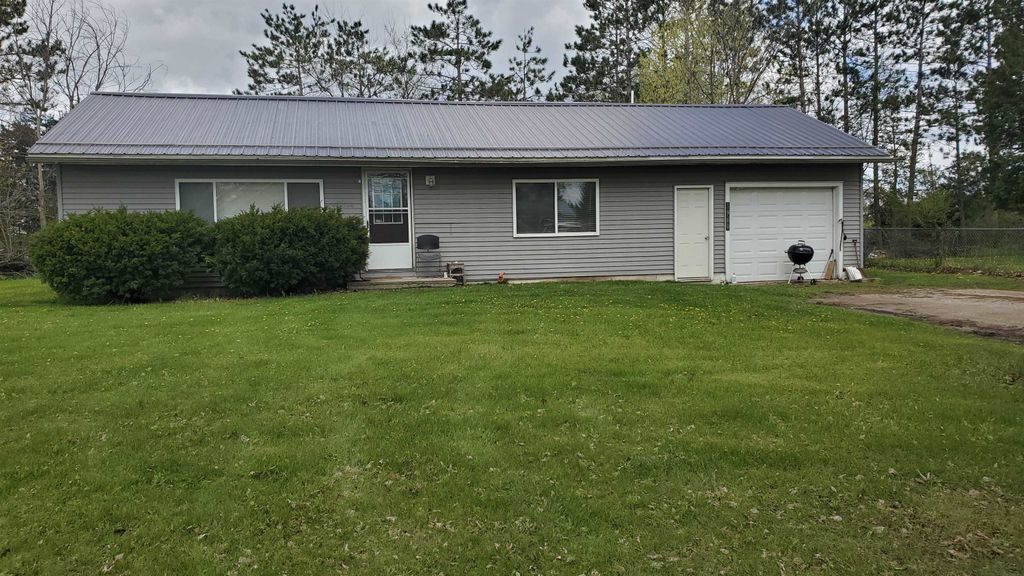 1960 S Winn Road, Deerfield Twp, MI 48858