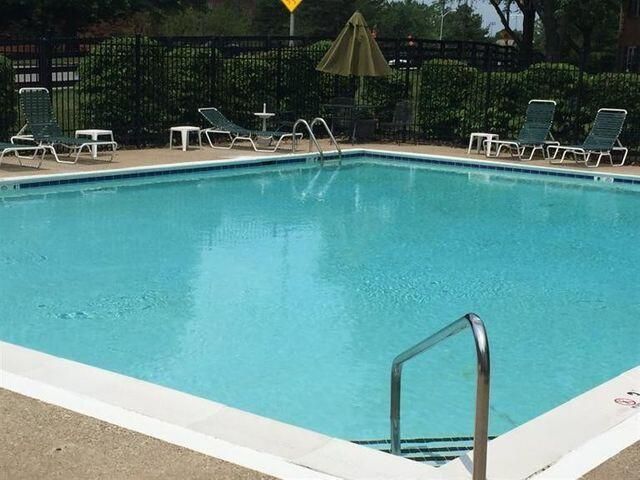 421 Redding Road 41, Lexington, KY 40517