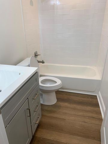 421 Redding Road 41, Lexington, KY 40517