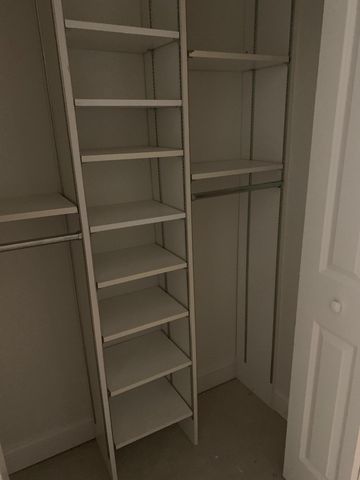 421 Redding Road 41, Lexington, KY 40517