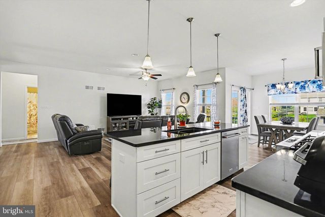 416 PEGGY LN, New Freedom, PA 17349