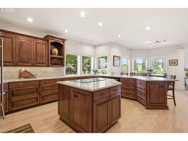8808 Ne 139TH St, Vancouver, WA 98662