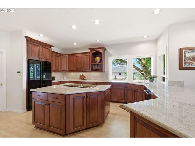 8808 Ne 139TH St, Vancouver, WA 98662