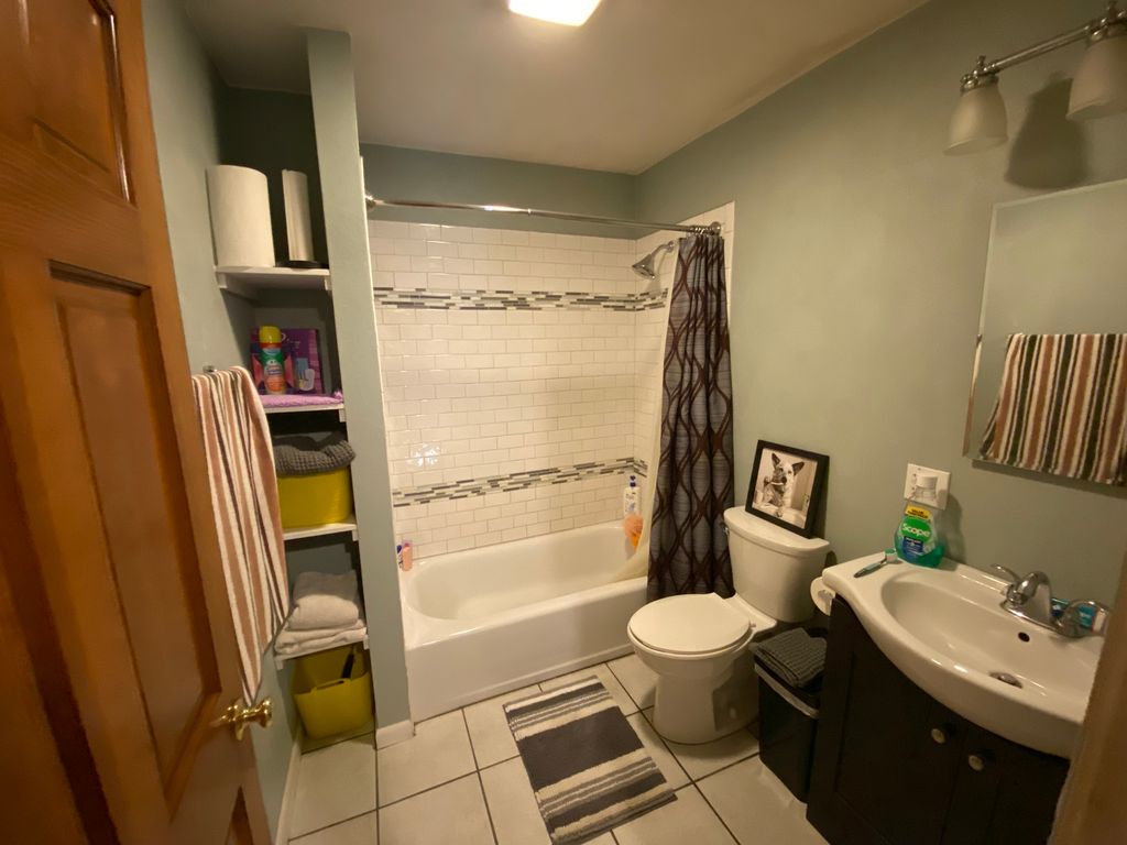 Image 16 of property listing at 1230 E Calumet Street, Centralia, IL 62801