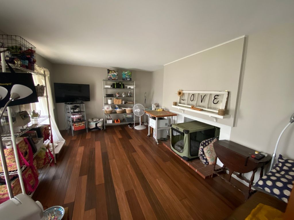 Image 3 of property listing at 1230 E Calumet Street, Centralia, IL 62801