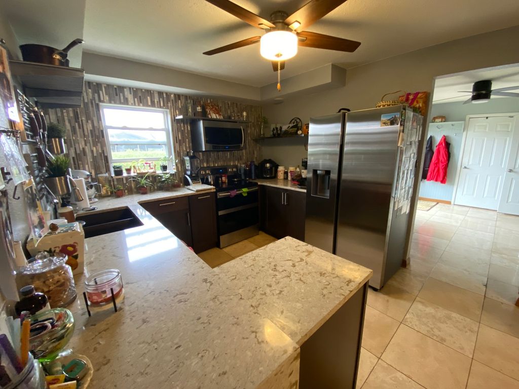 Image 6 of property listing at 1230 E Calumet Street, Centralia, IL 62801