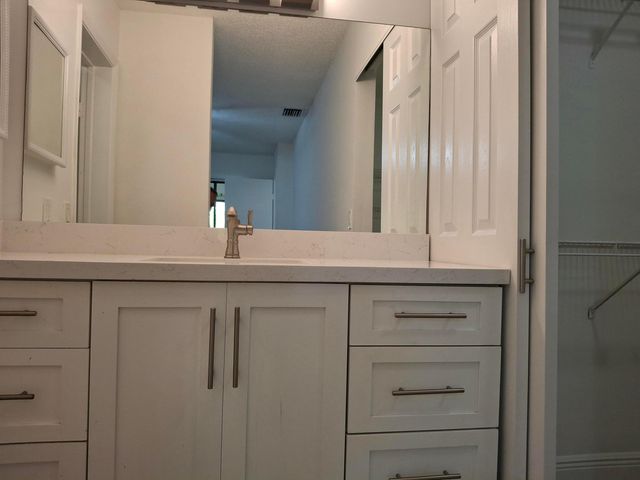 4017 CARAMBOLA Circle N 2994, Coconut Creek, FL 33066