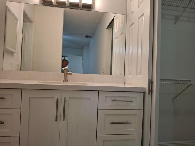 4017 CARAMBOLA Circle N 2994, Coconut Creek, FL 33066