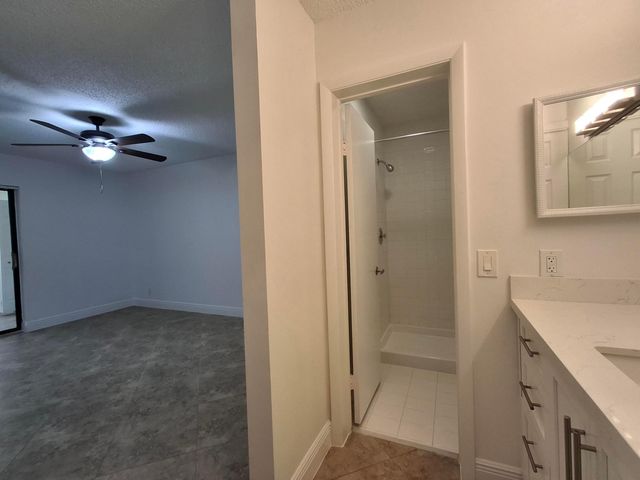 4017 CARAMBOLA Circle N 2994, Coconut Creek, FL 33066