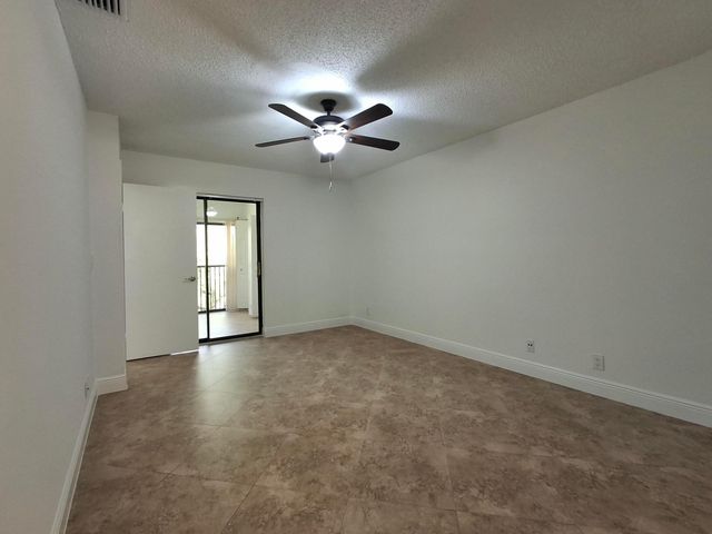 4017 CARAMBOLA Circle N 2994, Coconut Creek, FL 33066