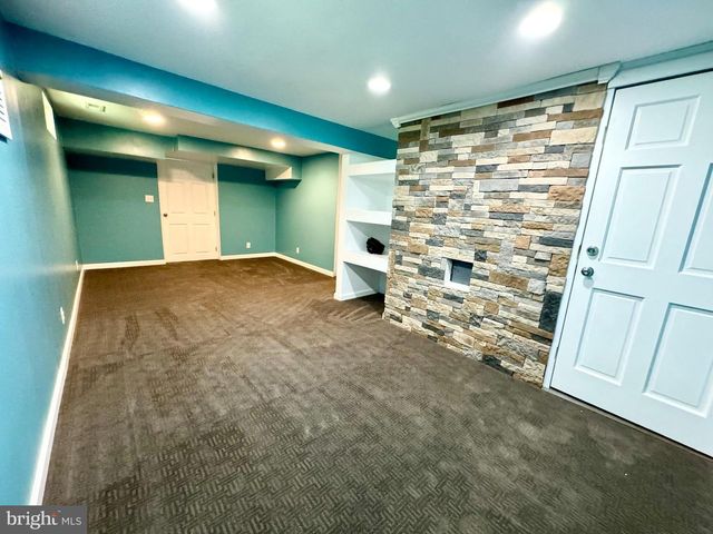 454 PINE RIDGE DR, Front Royal, VA 22630