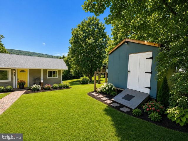 454 PINE RIDGE DR, Front Royal, VA 22630