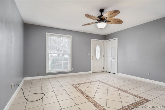 921 Camelot Court, Jeffersonville, IN 47130