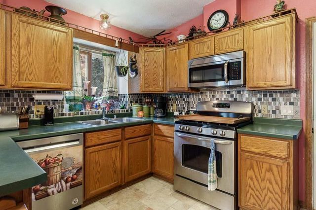 2491 Oxford Lane, Beloit, WI 53511