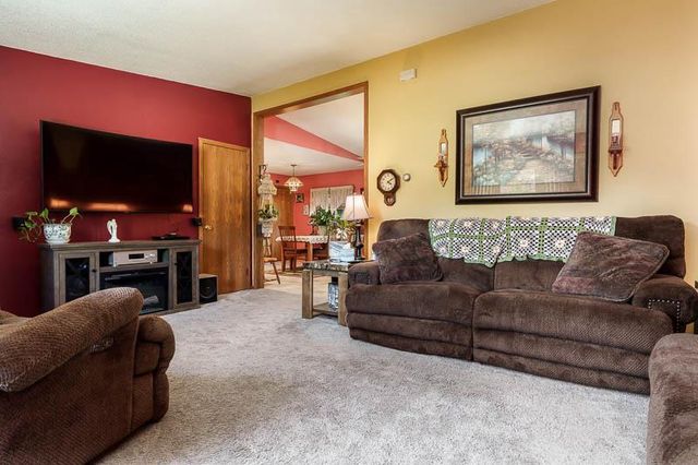 2491 Oxford Lane, Beloit, WI 53511