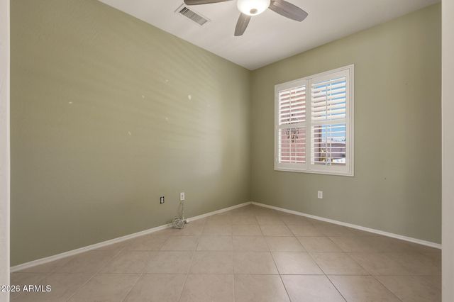 16836 W EUREKA SPRINGS Drive, Surprise, AZ 85387