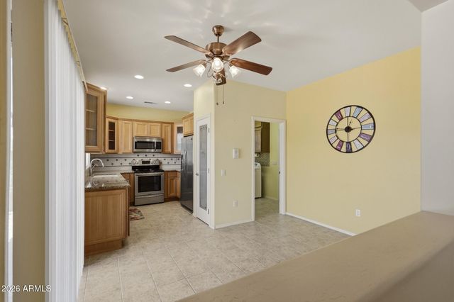 16836 W EUREKA SPRINGS Drive, Surprise, AZ 85387