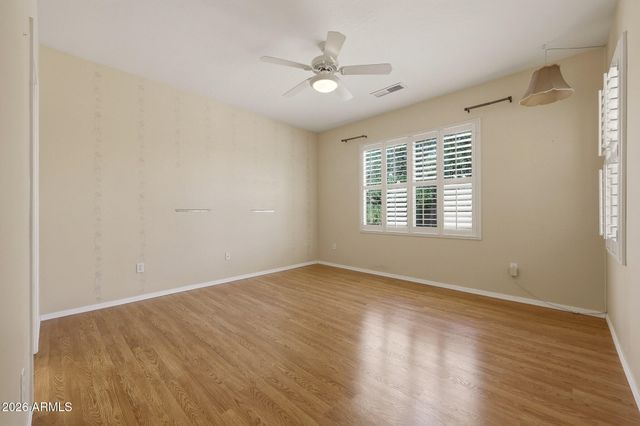 16836 W EUREKA SPRINGS Drive, Surprise, AZ 85387