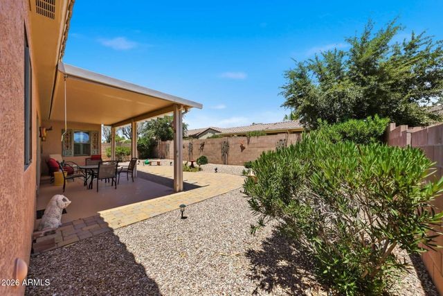 16836 W EUREKA SPRINGS Drive, Surprise, AZ 85387