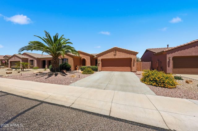 16836 W EUREKA SPRINGS Drive, Surprise, AZ 85387