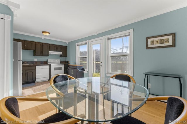 16685 Rudgate Street, Southgate, MI 48195