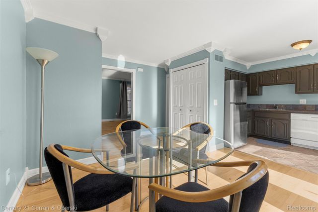 16685 Rudgate Street, Southgate, MI 48195