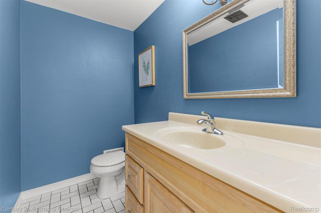 16685 Rudgate Street, Southgate, MI 48195