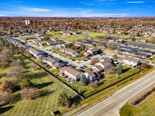 16685 Rudgate Street, Southgate, MI 48195