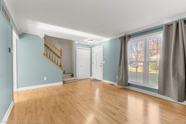 16685 Rudgate Street, Southgate, MI 48195