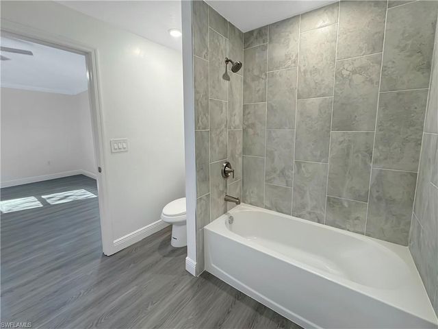 12641 1st ST, Fort Myers, FL 33905