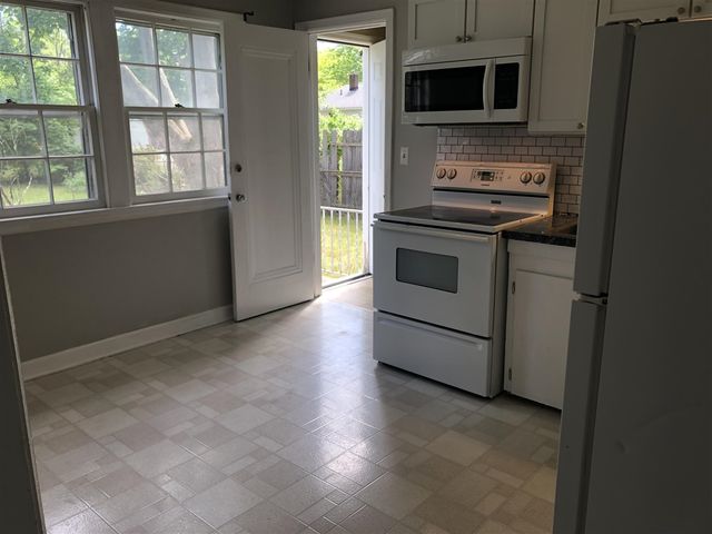 1147 Mclaughlin Avenue, Muskegon, MI 49442