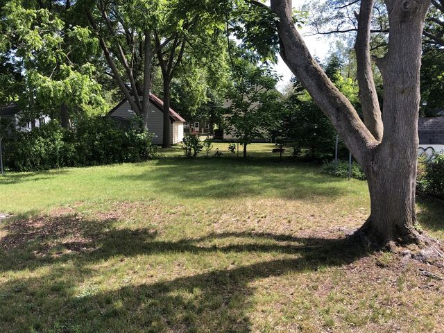 1147 Mclaughlin Avenue, Muskegon, MI 49442