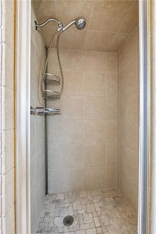 2007 W Pine Street, Rogers, AR 72758