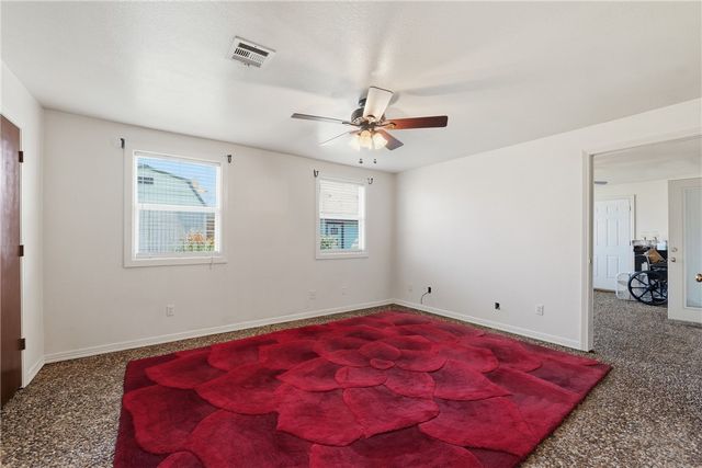 2007 W Pine Street, Rogers, AR 72758
