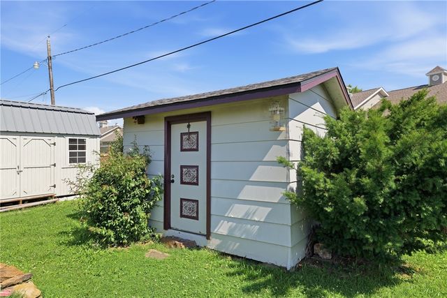 2007 W Pine Street, Rogers, AR 72758