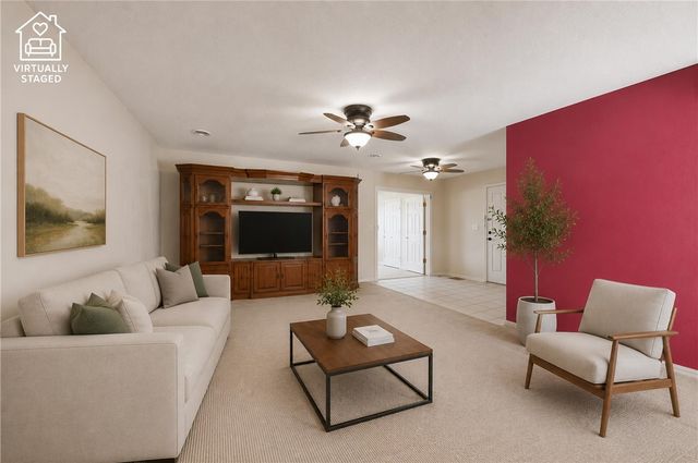 2007 W Pine Street, Rogers, AR 72758