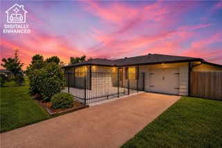 2007 W Pine Street, Rogers, AR 72758