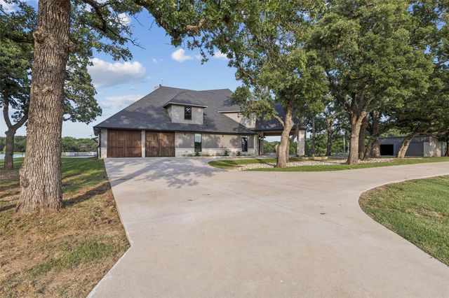 12877 Foutch Road, Pilot Point, TX 76258
