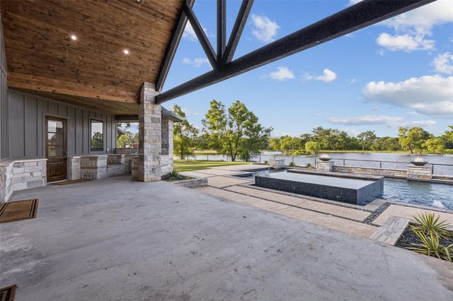 12877 Foutch Road, Pilot Point, TX 76258